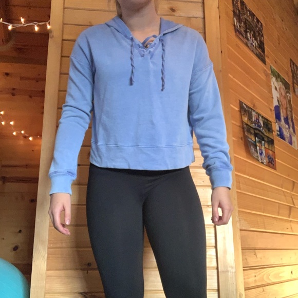 So Cropped Hoodie Size M - Picture 1 of 4